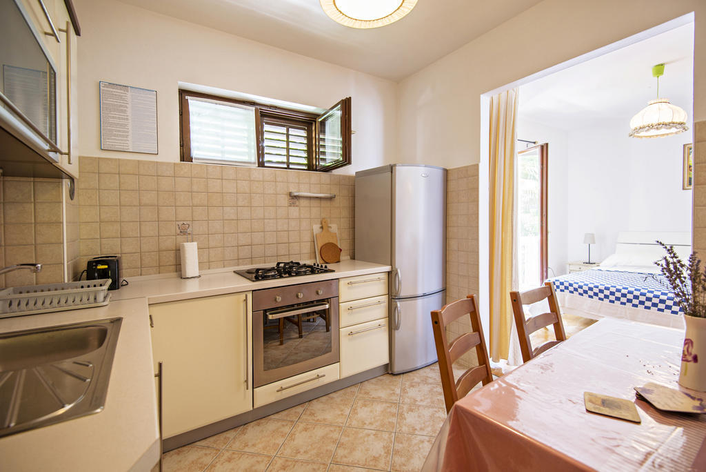 Apartments Petrcane Welcome Room photo