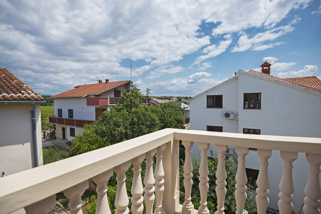Apartments Petrcane Welcome Room photo