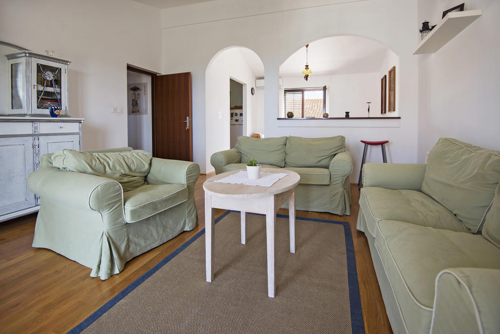 Apartments Petrcane Welcome Exterior photo