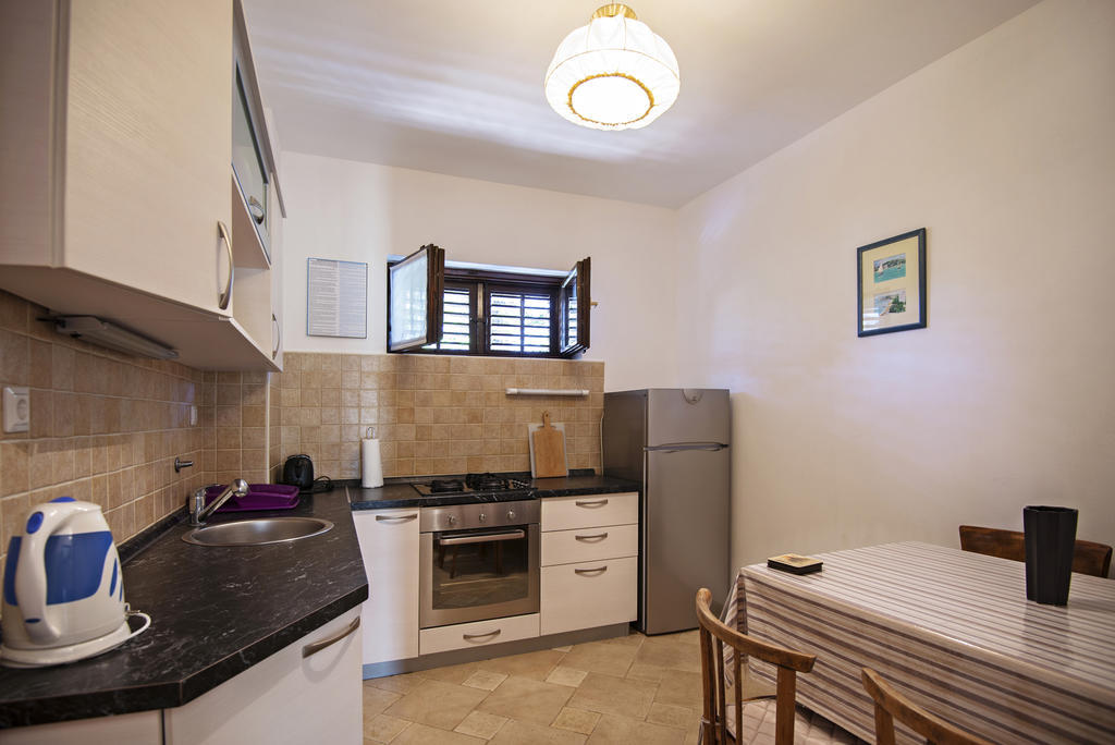 Apartments Petrcane Welcome Room photo